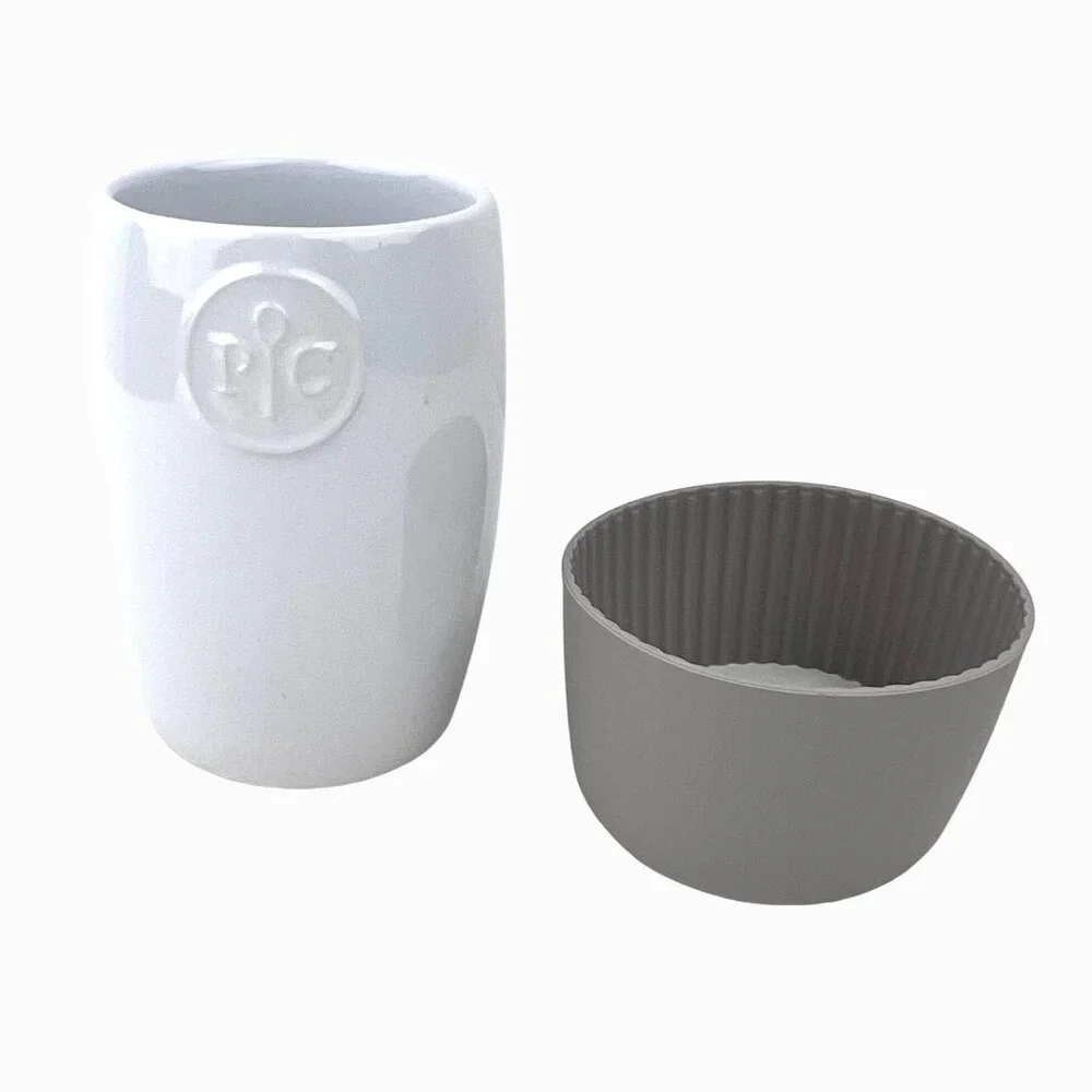 Pampered Chef Ceramic Microwave Cooking Mug w/ Gray Silicone Sleeve No Lid EUC